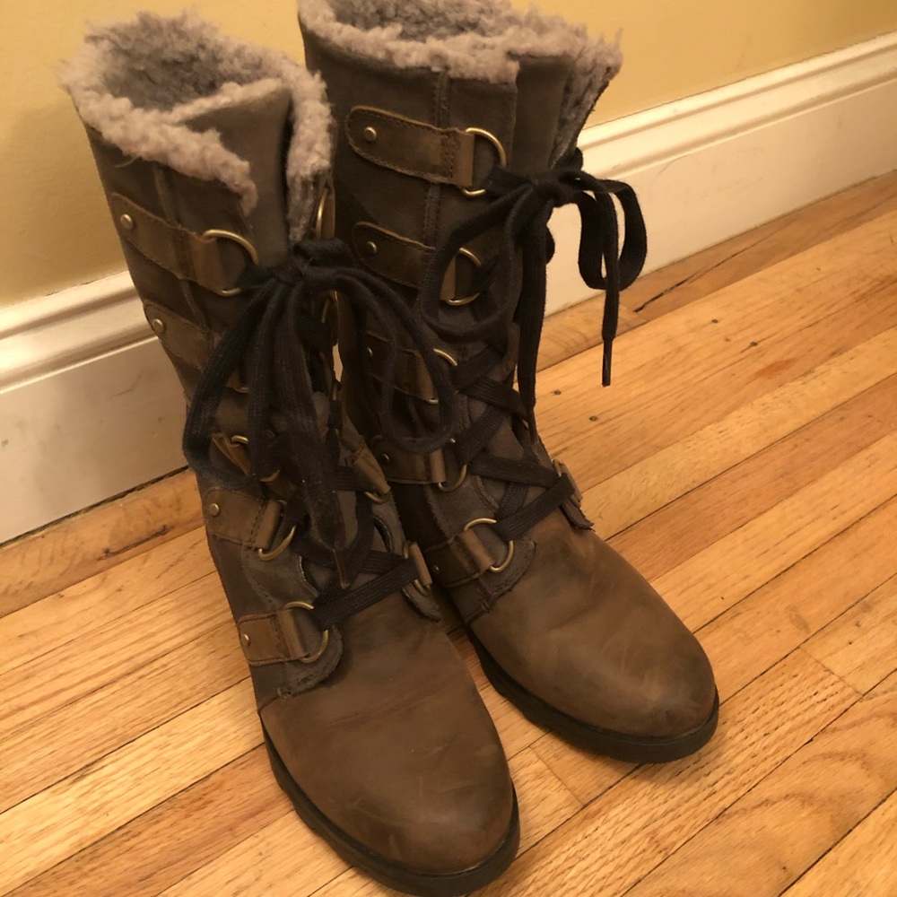 Sorel Emilie boots